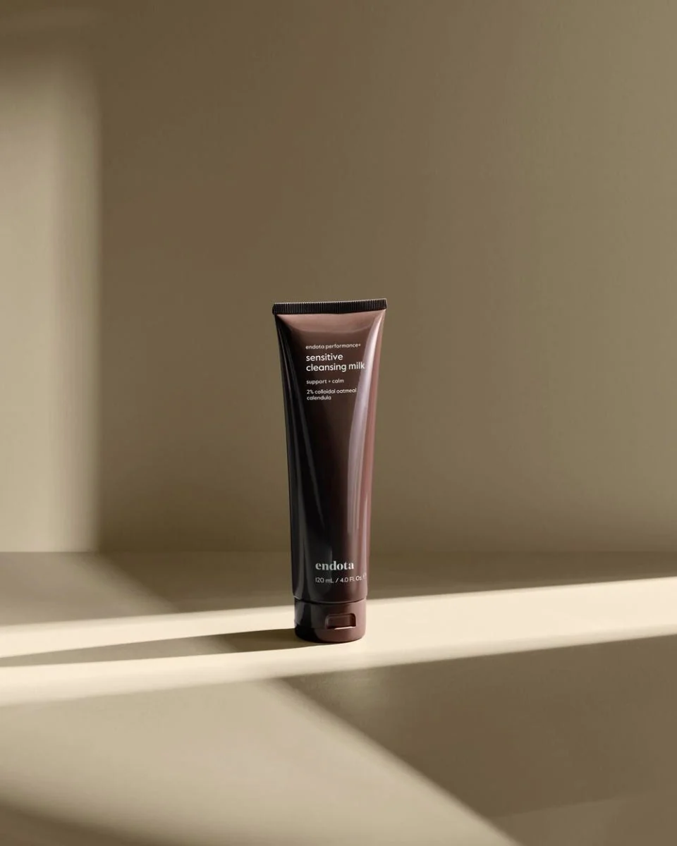 Sensitive Cleansing Milk 120ml - Image 4